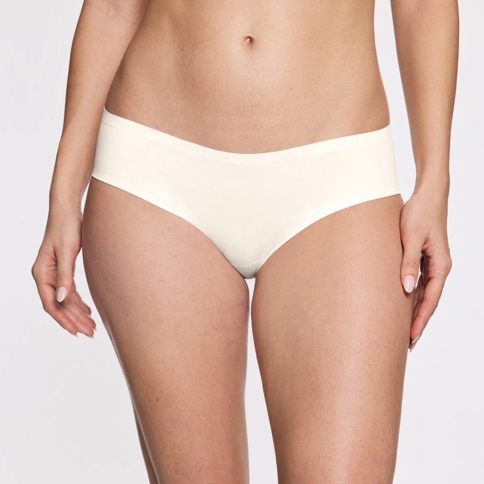 No Show Hiphugger Ecru